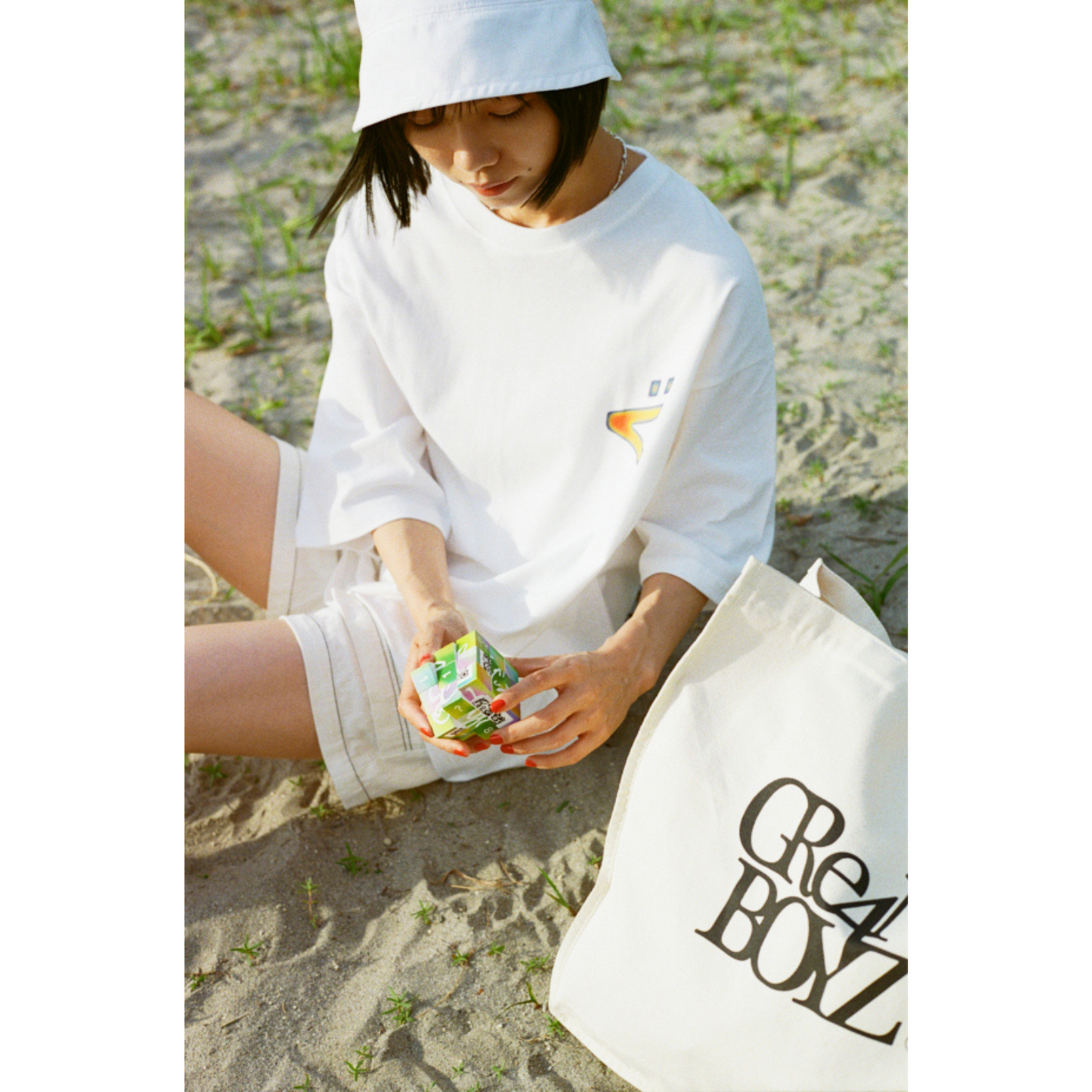 BOYZ-T “B”(WHITE)
